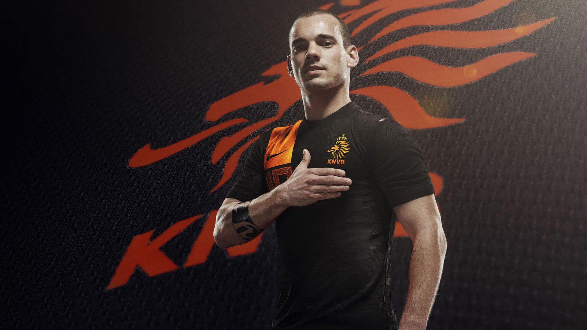 经纪人调查报告揭示，詹姆斯持续领跑联盟影响力，篮网东部霸主地