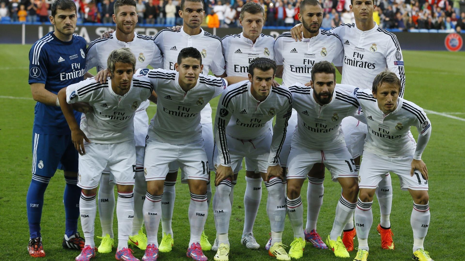 经纪人调查报告揭示，詹姆斯持续领跑联盟影响力，篮网东部霸主地位遭质疑